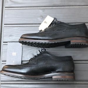 frye jones wingtip oxford